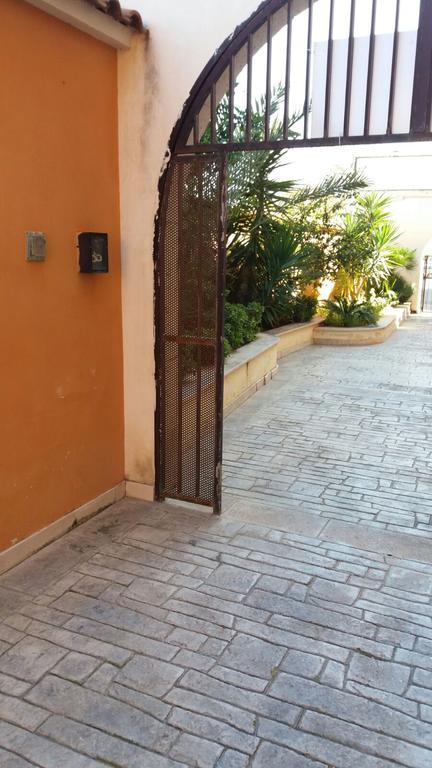 Agathae Hotel & Residence Сколити Екстериор снимка