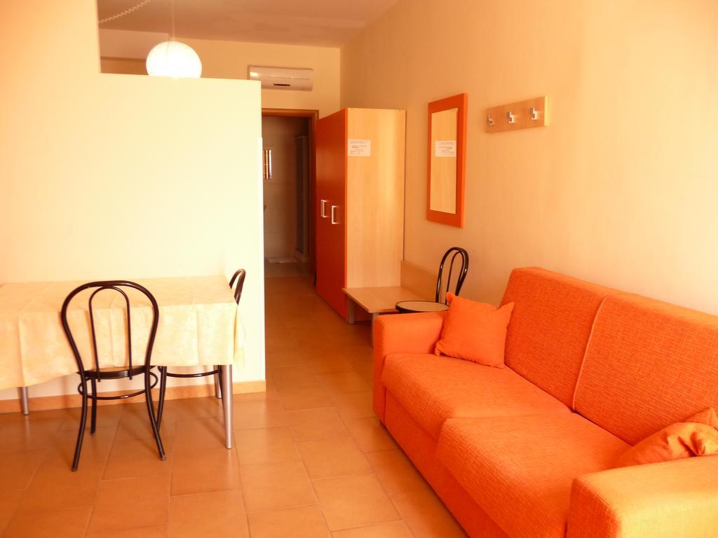 Agathae Hotel & Residence Сколити Екстериор снимка